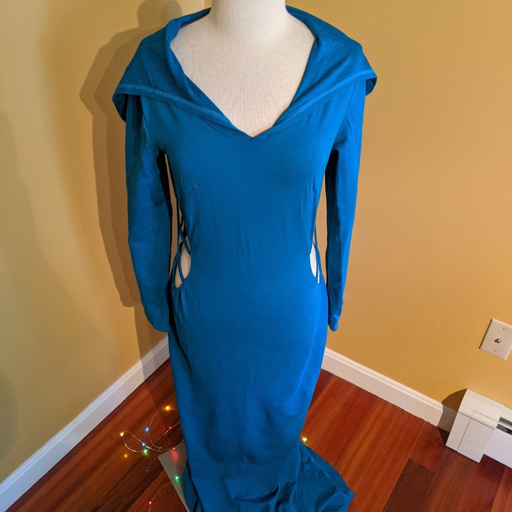 Elegant Blue Long Sleeve Dress